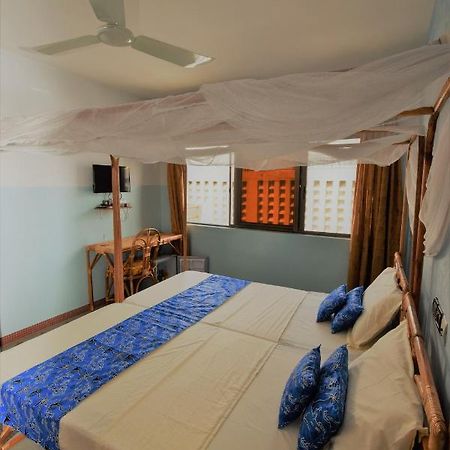 B&B Chez Rita コトヌー エクステリア 写真